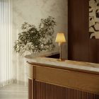 MAG-Y table lamp with round metal base and lampshade attachment