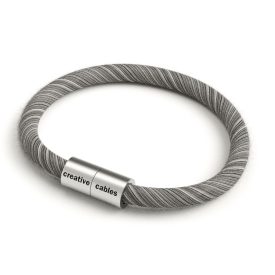 Bracelet with matte silver magnetic clasps and ERC37 cable