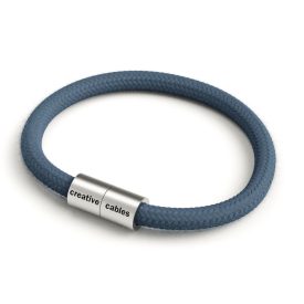 Bracelet with matte silver magnetic clasps and RC30 cable
