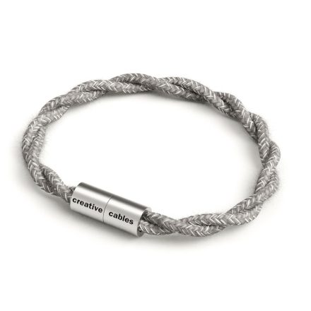 Bracelet with matte silver magnetic clasps and TN02 cable