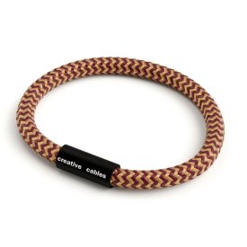 Bracelet with matte black magnetic clasps and RZ23 cable