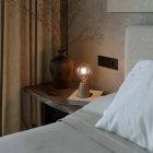 Portable and rechargeable Cabless01 lamp base