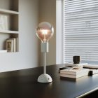 Portable and rechargeable Cabless02 lamp base