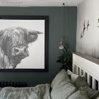 Decentraliser, ceiling or wall-mounted "V" hook for fabric electrical cables