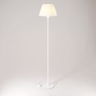 MAG-Y floor lamp with round metal base and Impero M shade