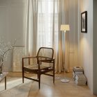MAG-Y floor lamp with round metal base and lampshade attachment